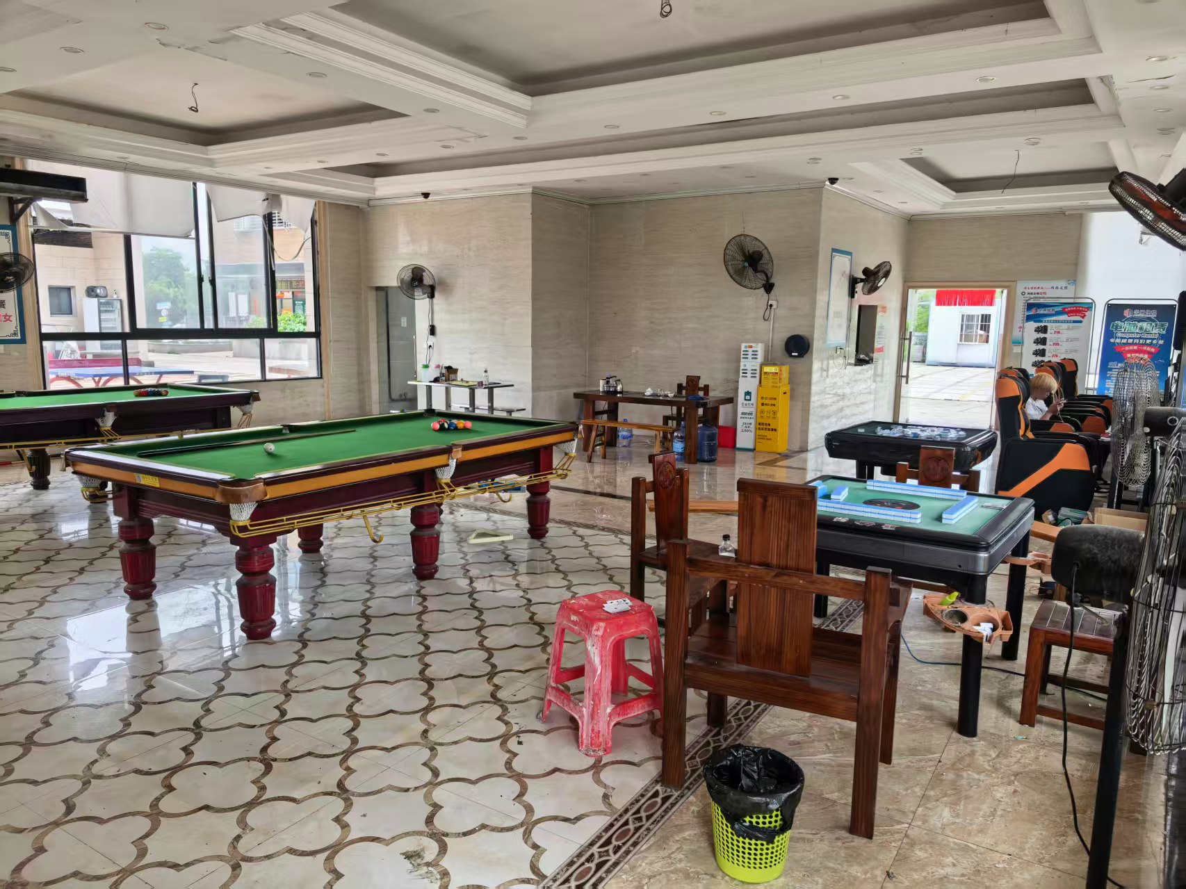 娱乐、棋牌室